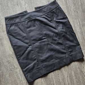 Black Pensil Skirt